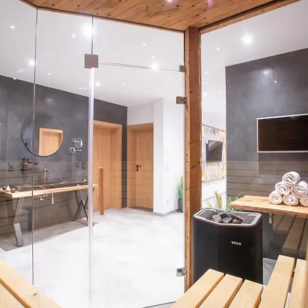Appartement Private & Garden Alpi Mit Sauna Und Whirlpool *
