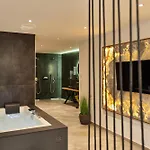 Appartement Private & Garden Alpi Mit Sauna Und Whirlpool *