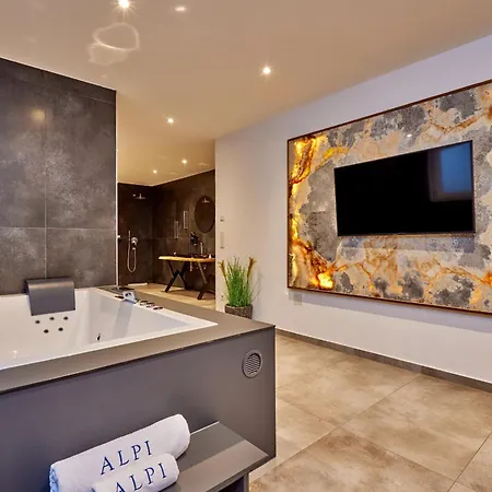 Apartment Private Spa&garden Alpi